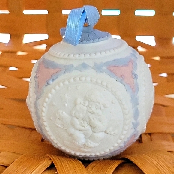 1990 LLADRO CHRISTMAS BALL - Picture 3 of 6